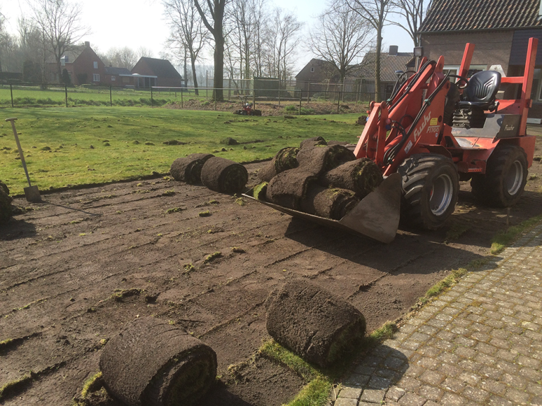 Verwijderen oude grasmat