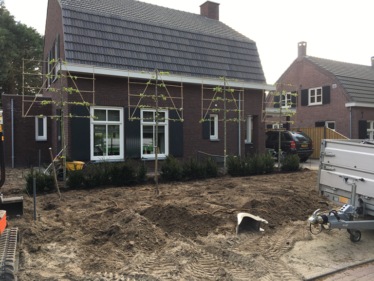 Tuinontwerp Tuinaanleg besproeien systeem